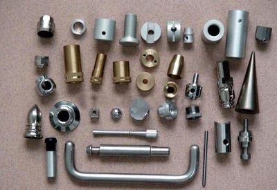 思普泰克影像篩選設(shè)備 弧面緊固件高效檢測解決方案